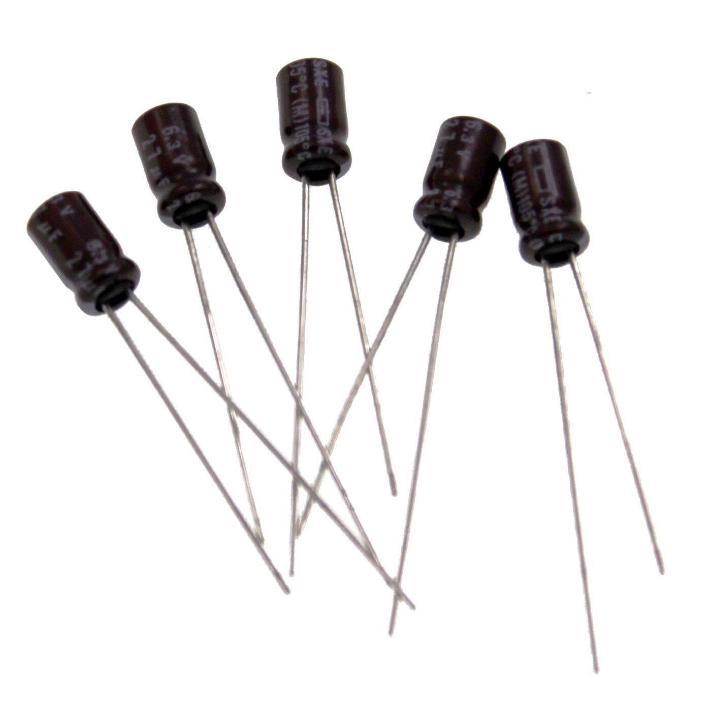 Elko Capacitor Radial 27µF 6,3V | Electrolytic capacitor up to a temperature of 105°C | 4x7mm | 27uF ESXE6R3ELL270MD07N United Chemi-Con