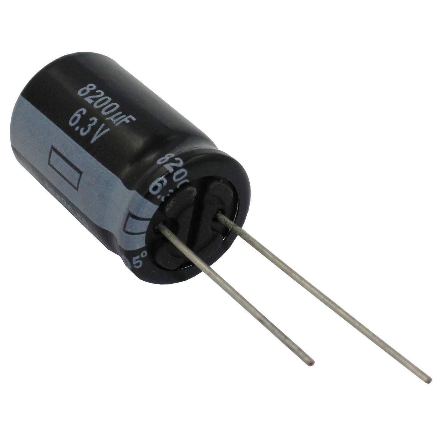 Elko Capacitor Radial 8200µF 6,3V | Electrolytic capacitor up to a temperature of 105°C | 16x25mm | 8200uF EEUFR0J822X Panasonic