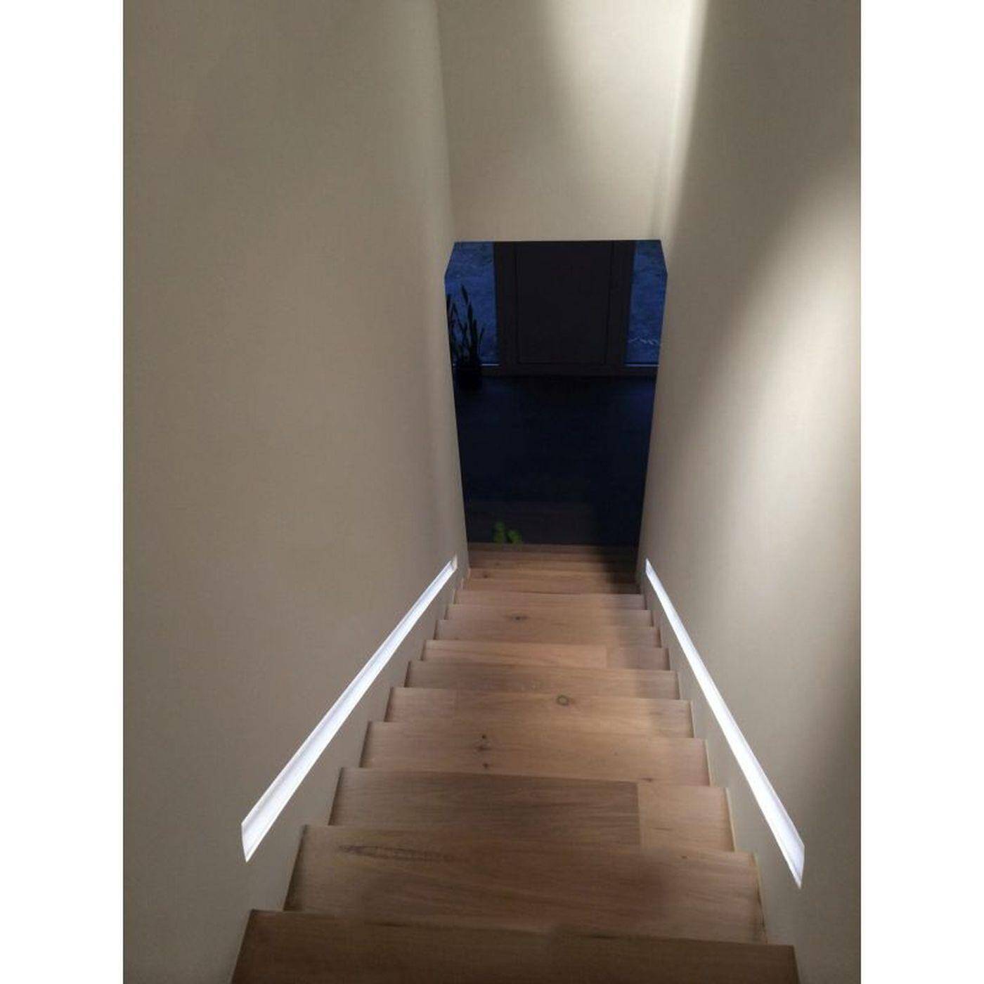 2m LED Plaster profile R10-F with reflector viewing leg Steel Zinc sheet