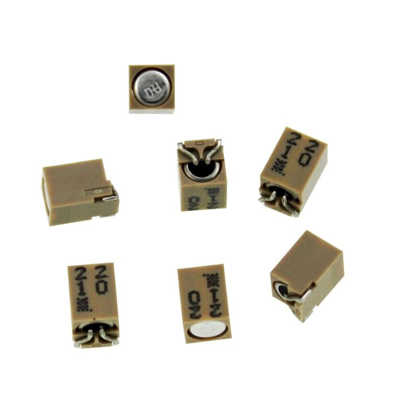 SMD Elko Kondensator 22µF 10V 85°C EMF100CDA220MC50G d3,5x5mm 22uF