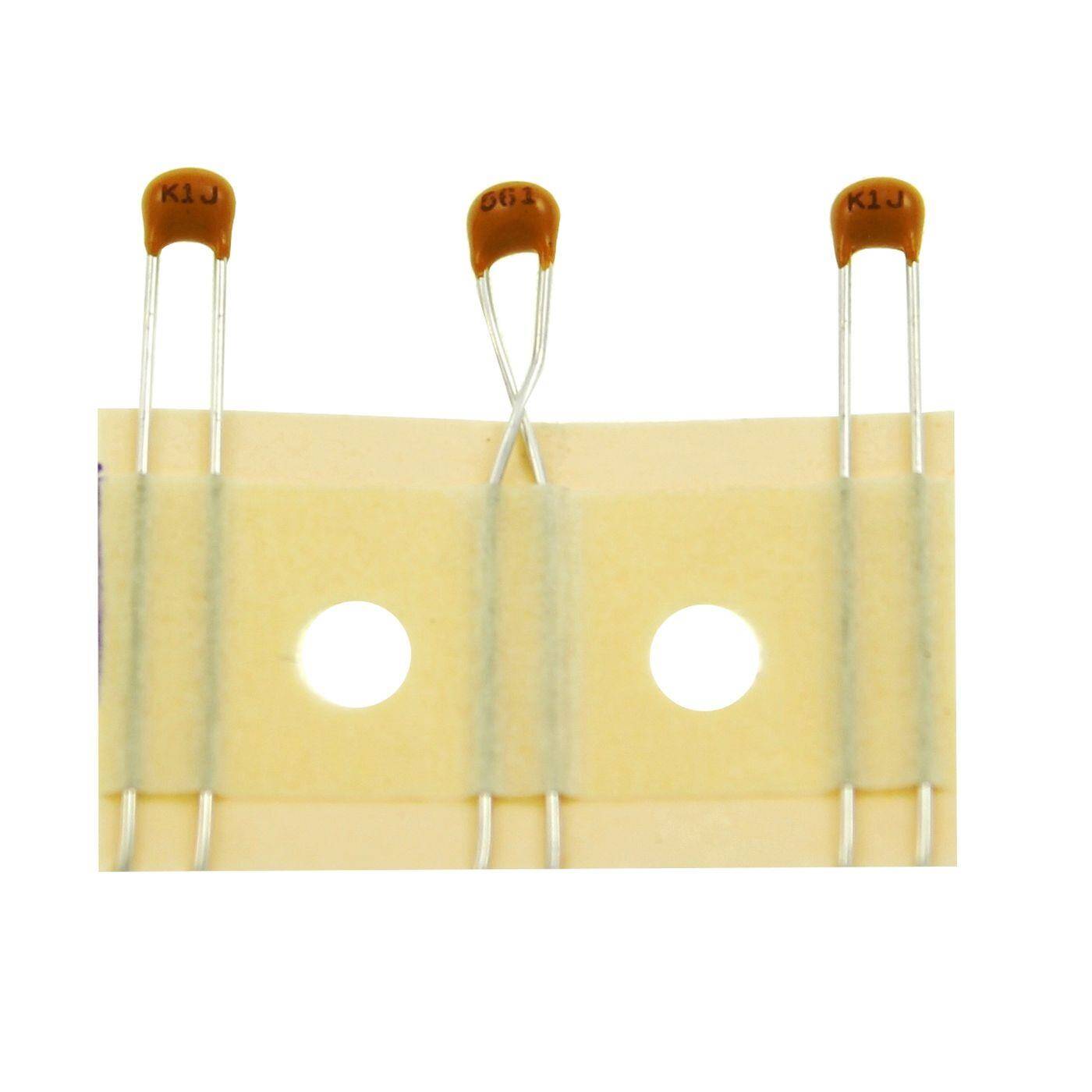 Ceramic Capacitor 0,56nF 100V DC Kemet C315C561J1G5TA d3x2mm 560pF