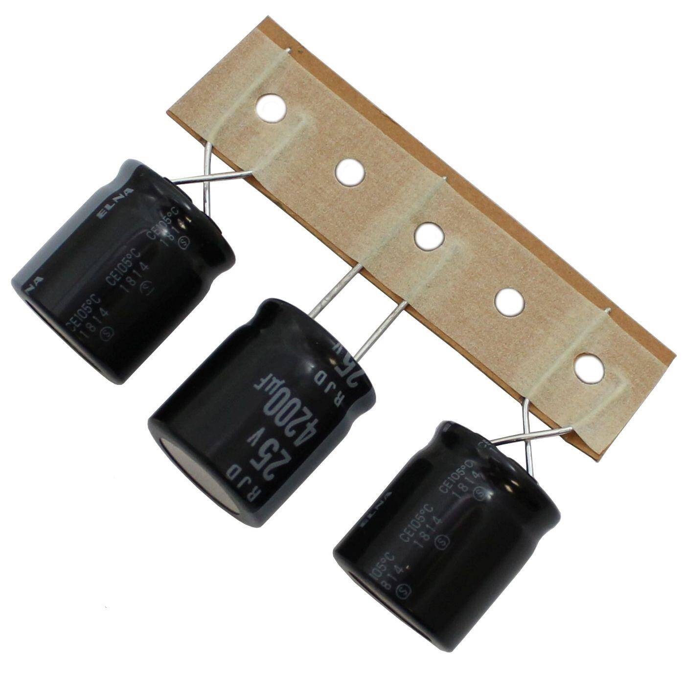 Elko Capacitor Radial 4200µF 25V | Electrolytic capacitor up to a temperature of 105°C | 18x20mm | 4200uF RJD-25V422AK5XGY-TC9 Elna